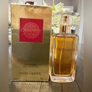 Estée Lauder Cinnabar Eau de Parfum – 50ml / 1.7 oz